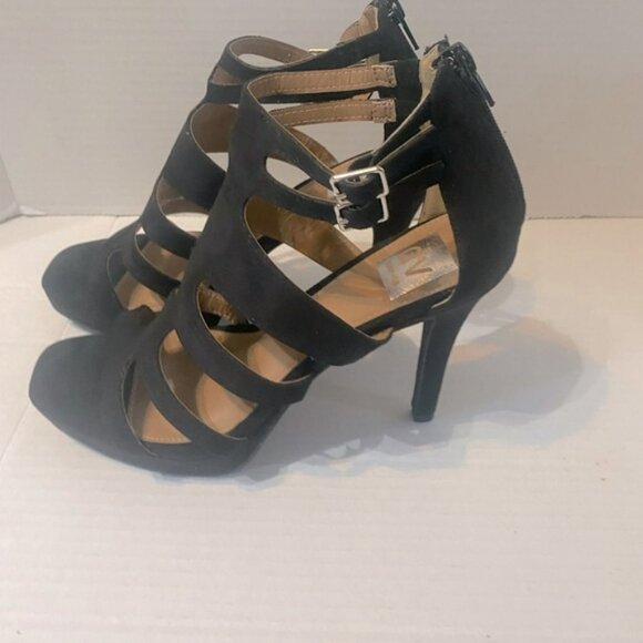 Dolce Vita Shoes - Women’s Dolce Vita Leanne black strappy  platform heels size 8